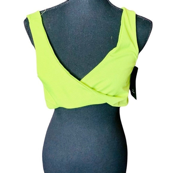 💜 3/25 NWT Shein SXY Green Cropped Top - Picture 1 of 5